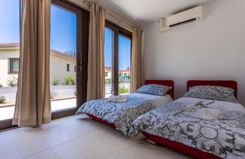 VSG Resort - 200m from Beach, Pool, Sauna & Jacuzzi - Foto 64