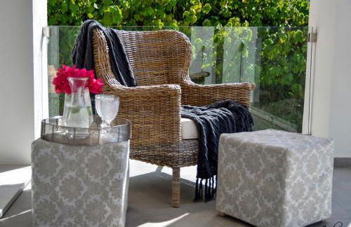 Exquisite and Modern villa near beach with Heated pool! - Foto 57