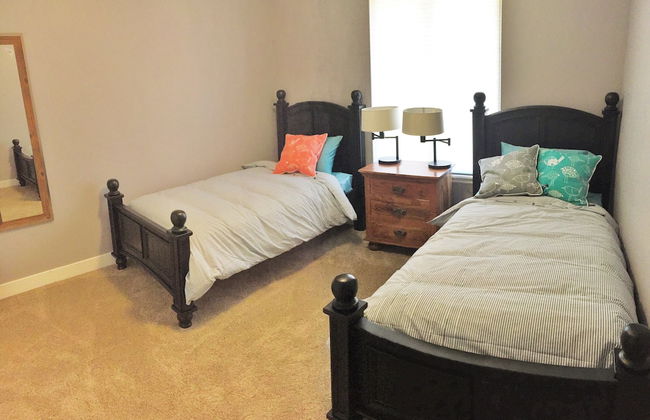 Exquisite 7-BR Home by the Mountains - Photo 5