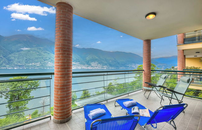 Va Pensiero sul lago Stunning View - Photo 23