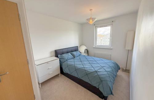 Marina View Apartment with Balcony & Sea Views - Foto 3