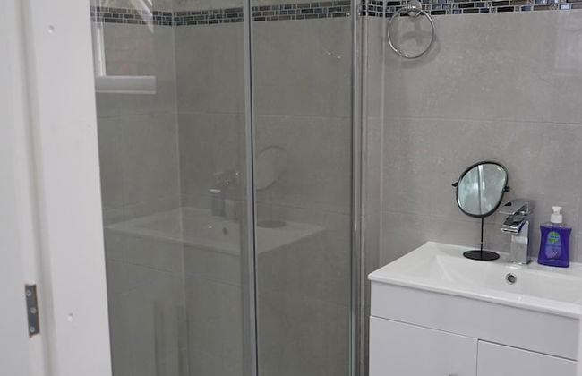 Stunning 2-bed Apartment in Birmingham - Foto 7