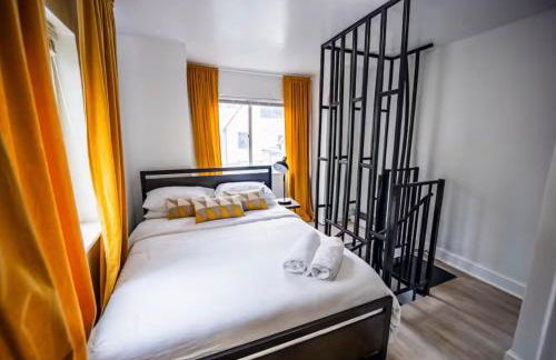 Bright 1-Bedroom Loft in Converted Garage with Private Entrance - Foto 3