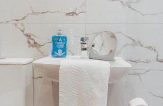 Stylish 3BR Stay by Hampden No 161 with Free Parking - Foto 44