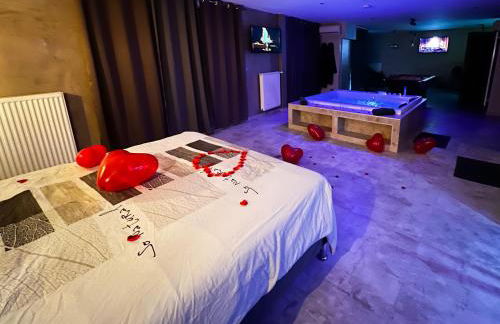 LE LOFT A BULLES (85m2 Jacuzzi Hammam Billiard Bar Douche Sauna) - Foto 22