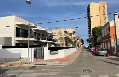 Frontsea Beach bungalow with swiming pool and long terrace - Foto 6