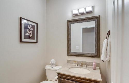 Pet-Friendly Tulsa Escape with Private Hot Tub! - Foto 27