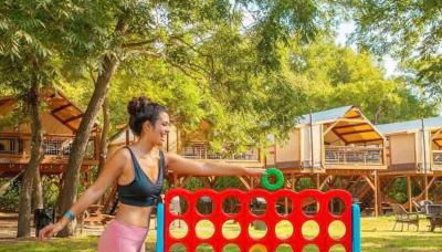 Waterfront Prairie Flower Treehouse - Foto 4