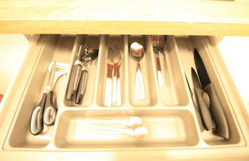 Disponible - Appartement Entier Rénové - Canapé Lit Emma - RERB, 5mn Paris - 2 pers - Parking Rue Gratuit - Tout équipé - 1er étage - 3 - Foto 30