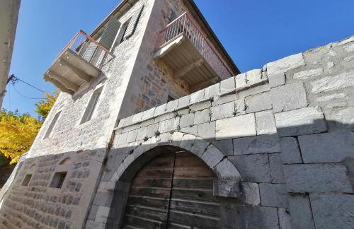 The Doctor’s Mansion - Arkadia - Photo 1