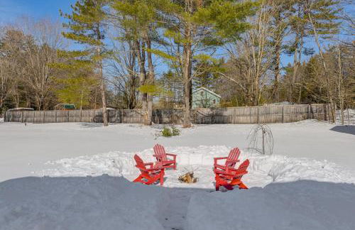 Bradford Group Getaway! Cabin with Deck and Fire Pit - Foto 26