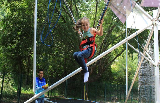 Actividades en la zona infantil del Parque Ecoturístico Cola de Caballo con traslados opcionales - Foto 3