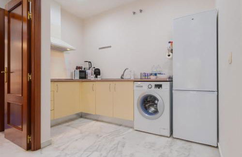 Apartamento Deluxe 2 Room Piscina Parking LuxSevilla Bormujos - Foto 39