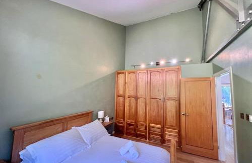 Perfect Tranquil Holiday Home Old Forge Pumphouse - Pass the Keys - Photo 17