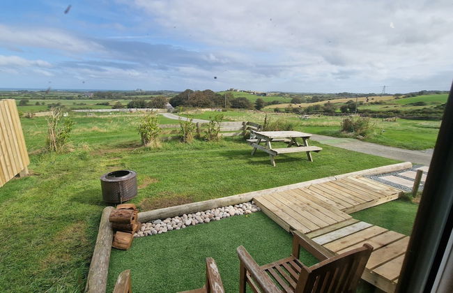 Sea View hut Sleeps 4/6 - Photo 18