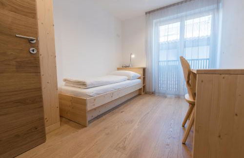 MESNERHOF CHALET - Ruhe, Rückzug & Südtiroler Charme mit kostenlosem Parken in der Tiefgarage - Photo 19