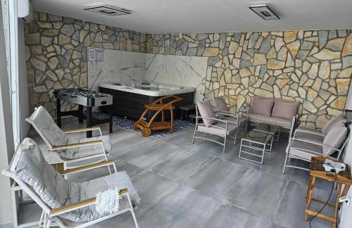 Khalli apartman 4 stars with private pool and jacuzzi near Opatija - Photo 59