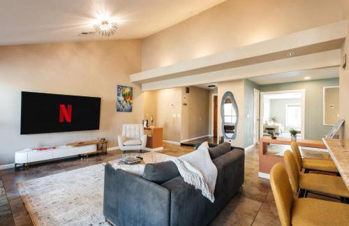 Fabulous Oasis in Las Vegas with Tesla Charger - Foto 25