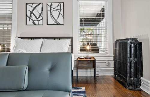 Cozy & Updated Unit in the Heart of the Highlands - Foto 36