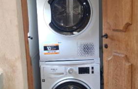 Luxury Apartment - Photo 28