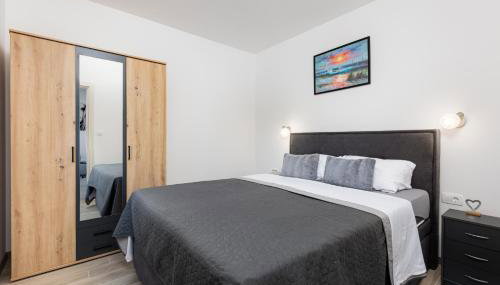 Apartment Mara by EL-PI TOURS - Foto 4, wardrobe