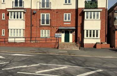 Two Bedrooms Two Bathrooms and Private Parking Rugby - Foto 1