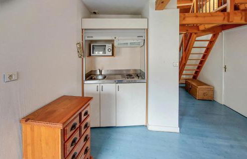 Stunning Apartment In Usson-En-Forez - Foto 3