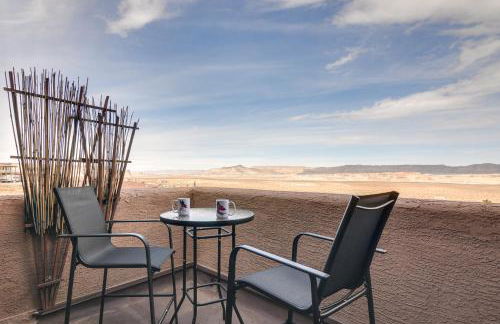 Lake Powell Views Adobe Townhome with Patio - Foto 1