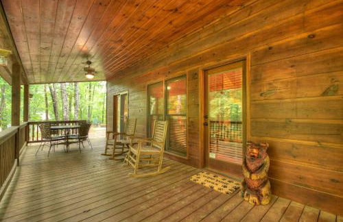 Ole Bear Paw Cabin - Cherry Log GA - Cozy Retreat, Stunning Views, Hot Tub, Outdoor Fire Pit, Porch Swing - Foto 24