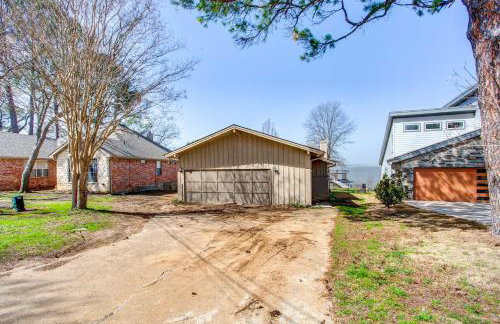 Cedar Creek Lakefront Vacation Rental with Pool - Foto 31