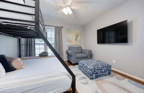 Near Botanical Garden with a Pool Charming on Charing - Foto 25