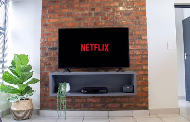 Contemporary Spacious & Comfortable Apartment - Foto 7