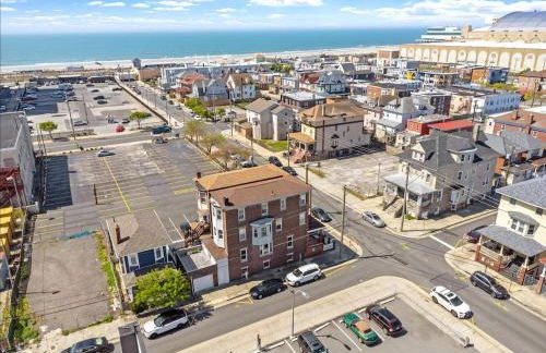 Luxury 8 Bedroom House, Steps to Tropicana, Beach and Boardwalk! - Foto 12