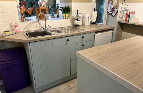 Llanidloes Townhouse-pet-friendly-sleeps 7-Mid Wales - Foto 25