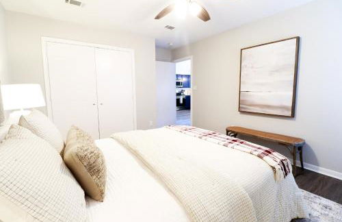 Cozy Home in the Heart of Aggieland - Photo 20