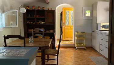 Bastidon, Petite bastide pour 2 avec bassin et jardin privé - Foto 5