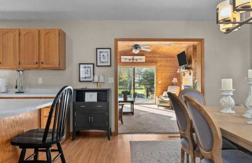 Lilly Lakeside Tri-Level Escape Near Lake Winnebago - Foto 20