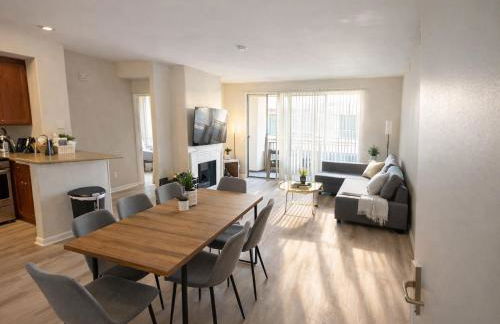 Marina Del Rey Luxe 2-Bedroom & 1-Bedroom - Hot Tub, Pool Table, Grill & Cinema Projector - Foto 3