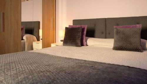 Village Center One Bedroom Apartment - Foto 1