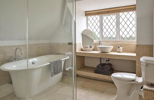 Charming 4-Bedroom Cottage in Henley - Foto 16