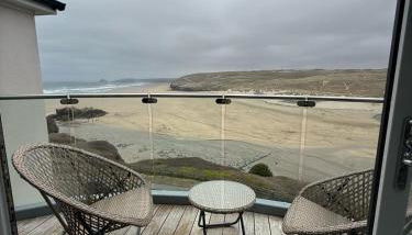 Stylish beachfront penthouse - Foto 5