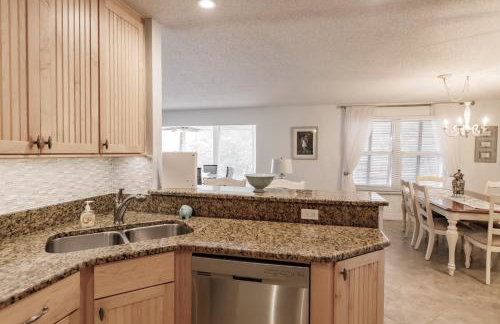 1081 PD Unwind in Our Spacious Townhome Oasis - Foto 30