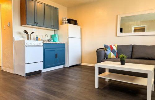 Downtown Area 2 Beds plus Sofa bed Sleep 6 Stylish - Foto 4