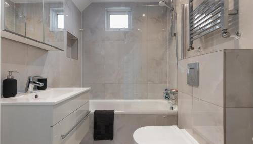 The Hampstead Hideaway - Free Parking - Close to Central LDN - Foto 5, Shower