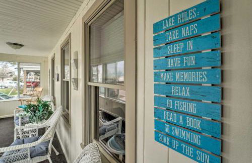 All-Season Grand Haven Getaway with Deck! - Foto 21