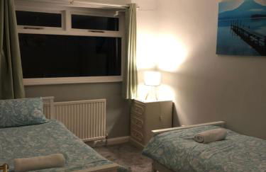 Number One - Fully Equipped Self Catering Four Bedroom House next to Dunedin, 15 mins to Spurn, 20 mins to Saltend, 12 mins to Easington - Foto 10