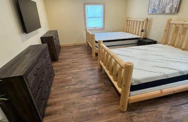 Majestic Cottage Estate with Indoor Heated Pool - Foto 33