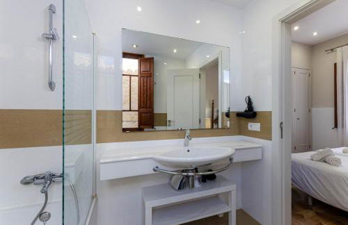 YourHouse Can Bombarda for groups up to 10 guests, perfect for cycling - Photo 35