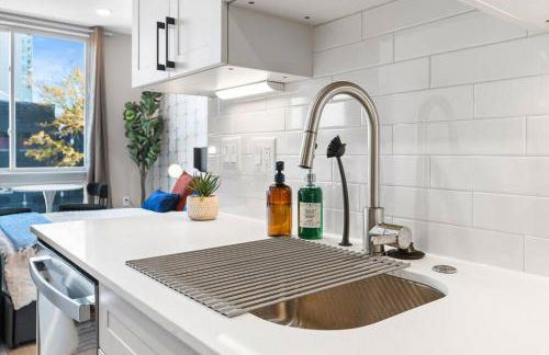 Charming Studio with Breathtaking Pier and Bridge Views - Foto 17