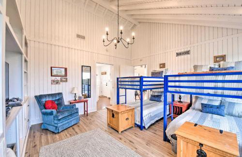 Spacious Getaway about 12 Acres, Views, and Hot Tub! - Foto 17